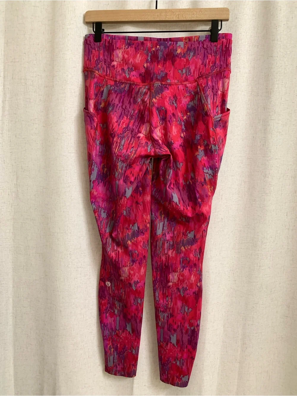 lululemon athletica excellent like